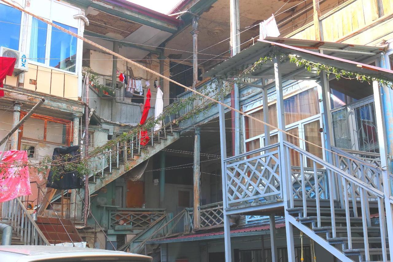 Historical Apartment In Old Τυφλίδα Εξωτερικό φωτογραφία